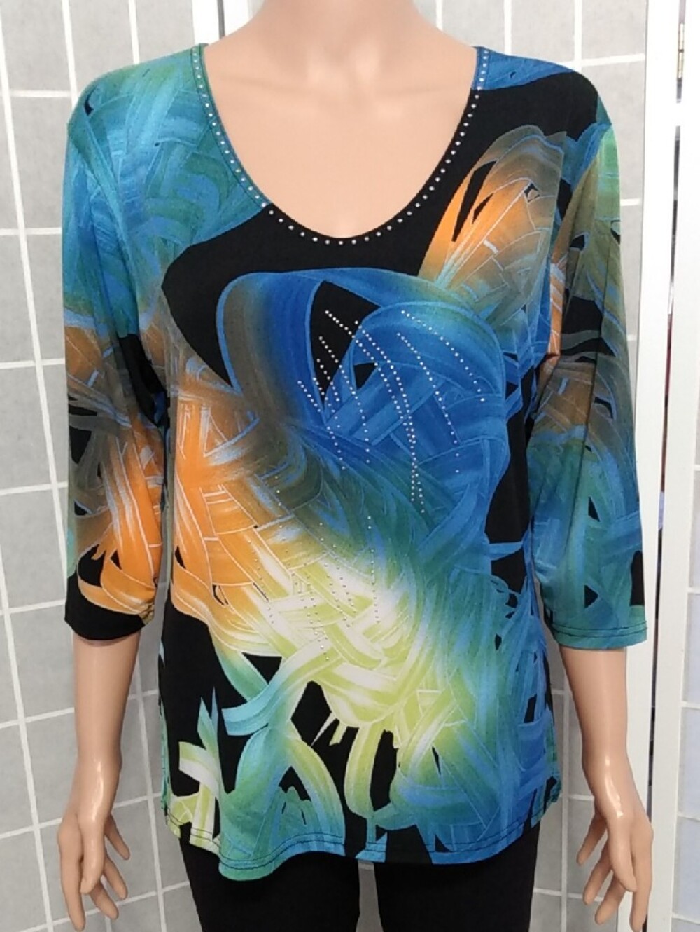 Valentina 2PCS Multicolor Abstract Swirl Scoop Neck Top -Women's M- 3/4 Sleeves - Picture 2 of 13